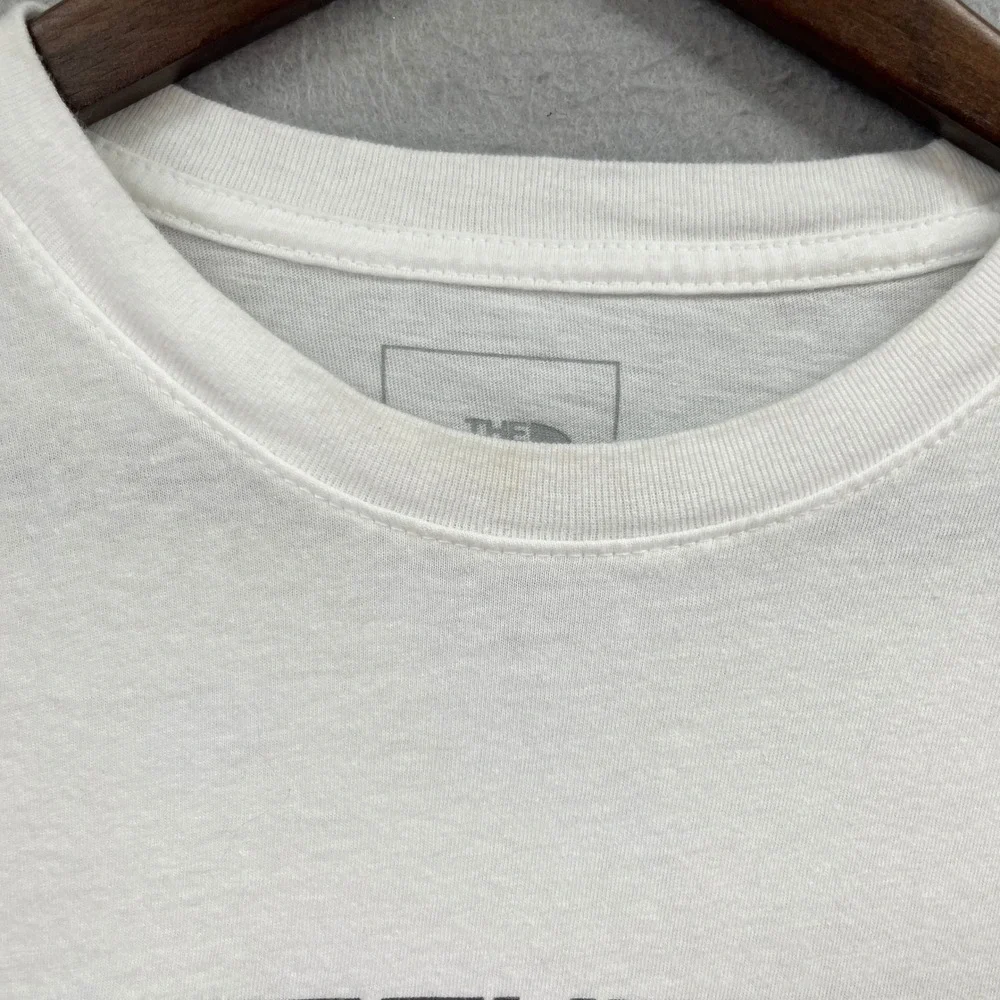 The North Face T Shirt Men M White Short Sleeve Circular Design Graphic Tee